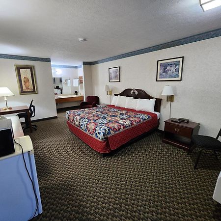 Americas Inn Bardstown Dış mekan fotoğraf