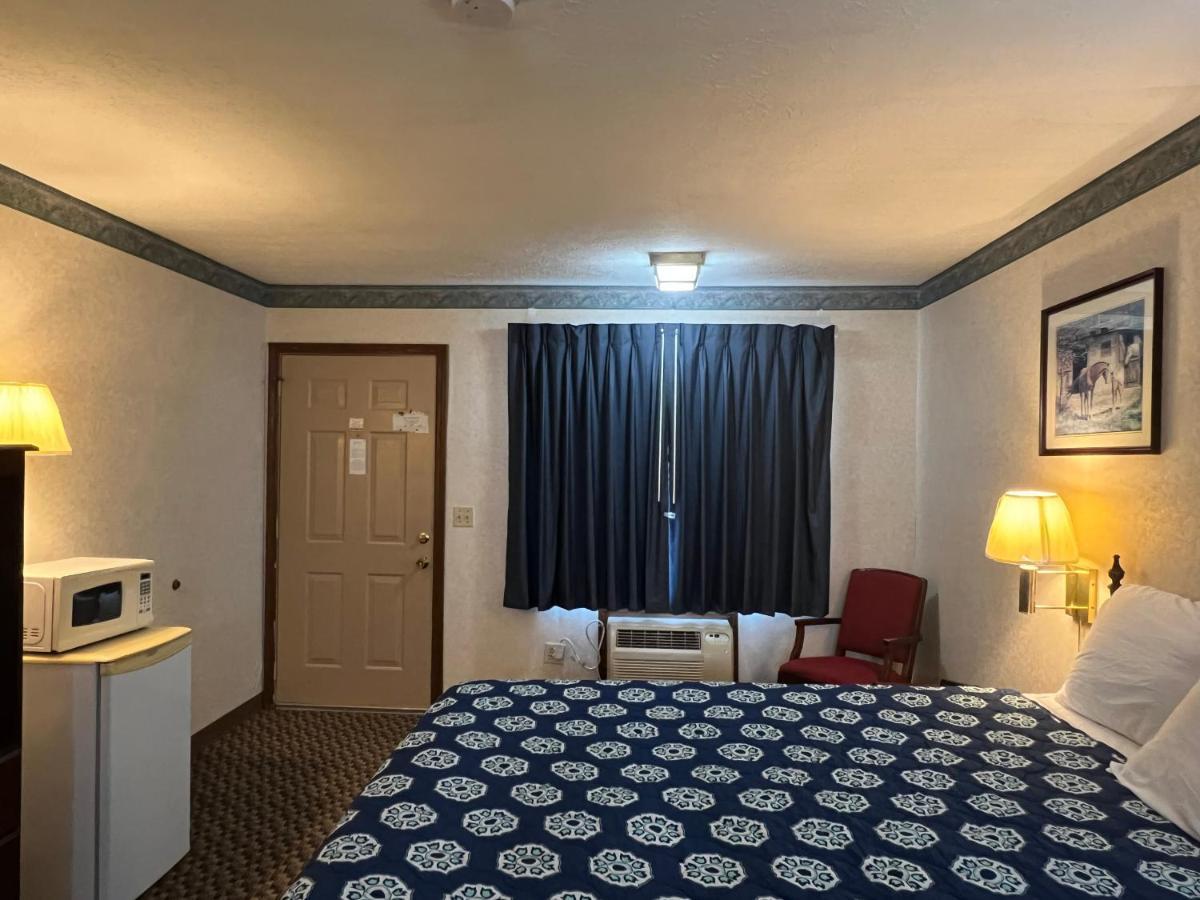Americas Inn Bardstown Dış mekan fotoğraf