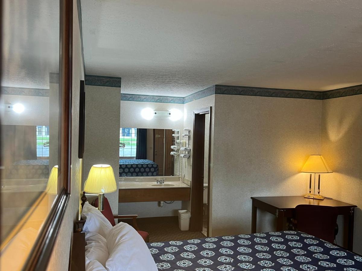 Americas Inn Bardstown Dış mekan fotoğraf