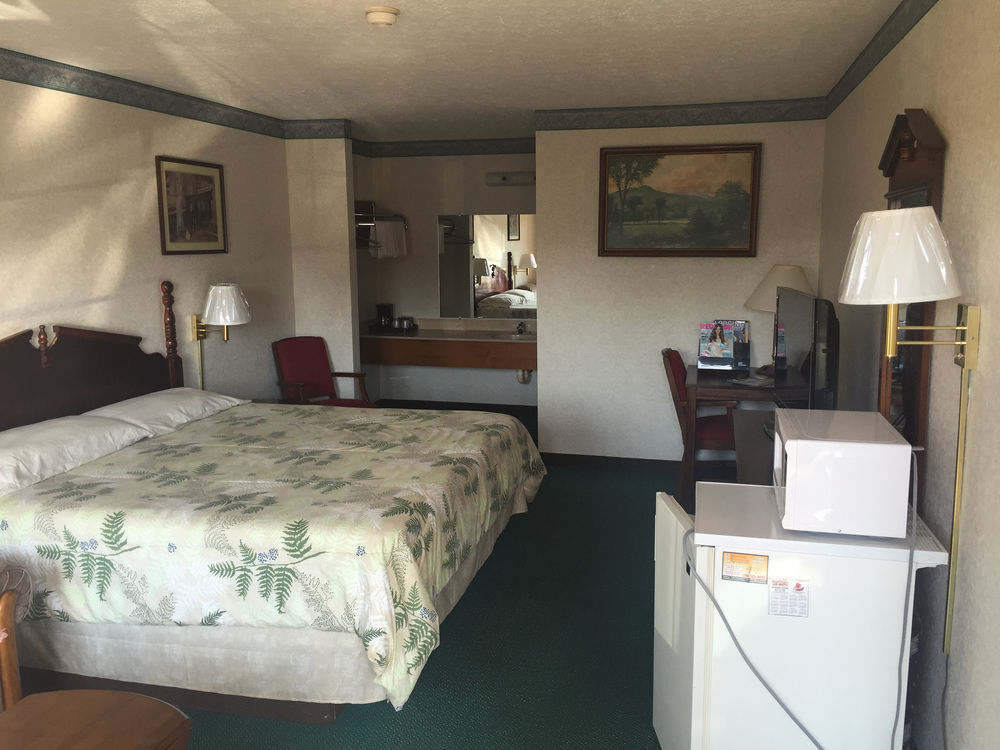 Americas Inn Bardstown Dış mekan fotoğraf