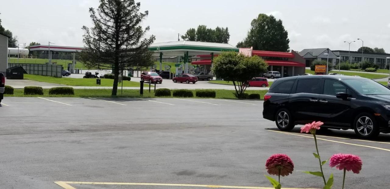 Americas Inn Bardstown Dış mekan fotoğraf